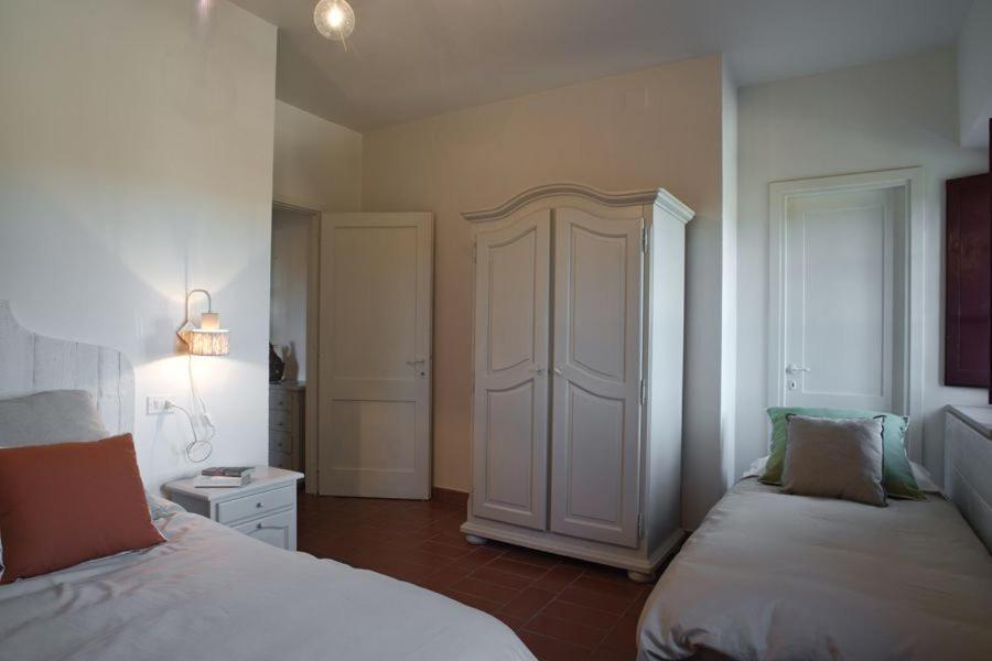 Agriturismo Santa Vittoria Volterra Bagian luar foto